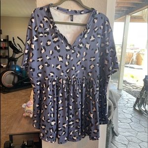 Allegrace open V-Neck empire short sleeve blueish-black-white size 3X